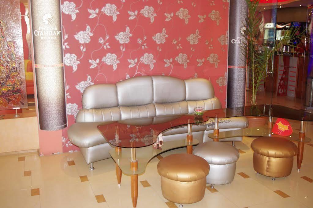 Hotel Tundzha - Renovated! Yambol エクステリア 写真